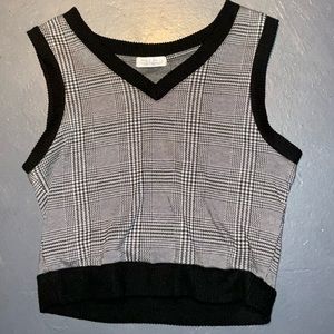 Black and white patterned sweater vest